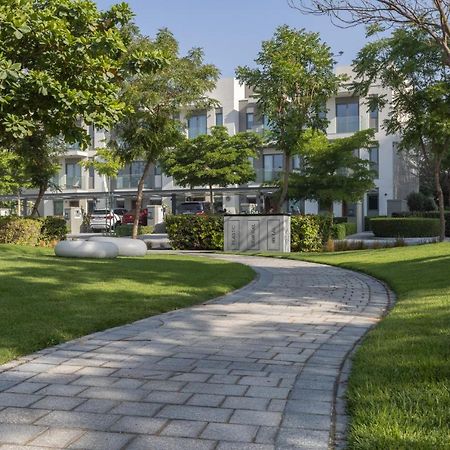 Stay By Latinem Luxury 2Br Holiday Home Cv B609 Near Burj Khalifa 두바이 외부 사진