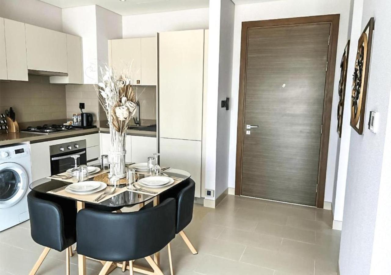 Stay By Latinem Luxury 2Br Holiday Home Cv B609 Near Burj Khalifa 두바이 외부 사진